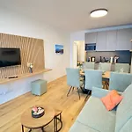 Appartement Grimming View I - Zentral In Tauplitz, Nahe Sessellift, Bergblick & Parkplatz Tauplitz