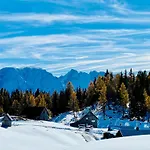 Appartement Grimming View I - Zentral In Tauplitz, Nahe Sessellift, Bergblick & Parkplatz *