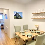 Grimming View I - Zentral In Tauplitz, Nahe Sessellift, Bergblick & Parkplatz Appartement