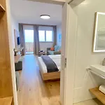 Appartement Grimming View I - Zentral In Tauplitz, Nahe Sessellift, Bergblick & Parkplatz