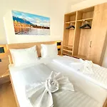 Grimming View I - Zentral In Tauplitz, Nahe Sessellift, Bergblick & Parkplatz *
