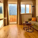 Grimming View I - Zentral In Tauplitz, Nahe Sessellift, Bergblick & Parkplatz Appartement