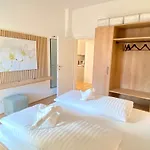Appartement Grimming View I - Zentral In Tauplitz, Nahe Sessellift, Bergblick & Parkplatz