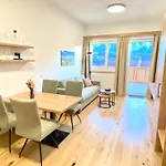 Grimming View I - Zentral In Tauplitz, Nahe Sessellift, Bergblick & Parkplatz *