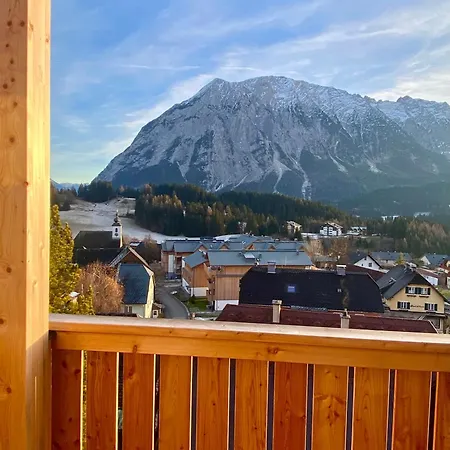 아파트 Grimming View I - Zentral In Tauplitz, Nahe Sessellift, Bergblick & Parkplatz 타우플리츠