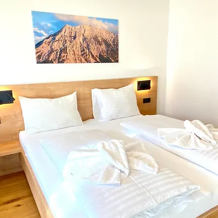 Grimming View I Apartament Tauplitz