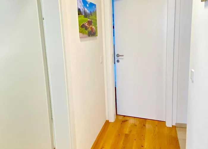 Apartament Grimming View I *